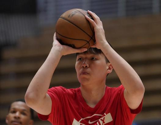 预测游戏-高效，杨瀚森G联赛16投14中砍下31分8板3助1断1帽